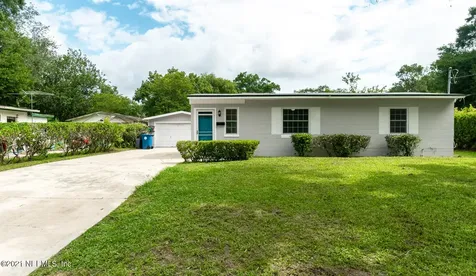 6745 Brandemere Road S Jacksonville FL 32211