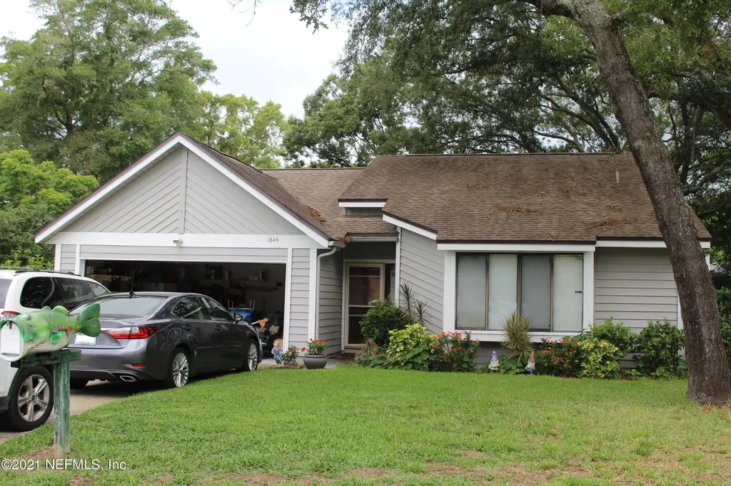 1844 Woodenrail Lane Jacksonville FL 32225
