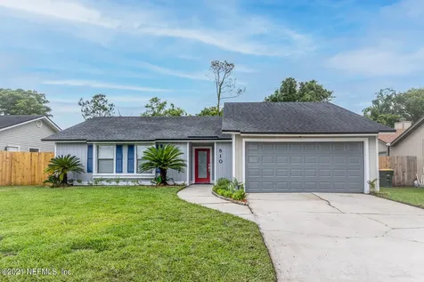 810 Aries Road W Jacksonville FL 32216