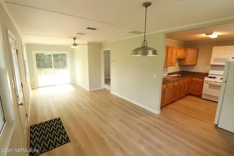 1092 Willow Branch Avenue Jacksonville FL 32205
