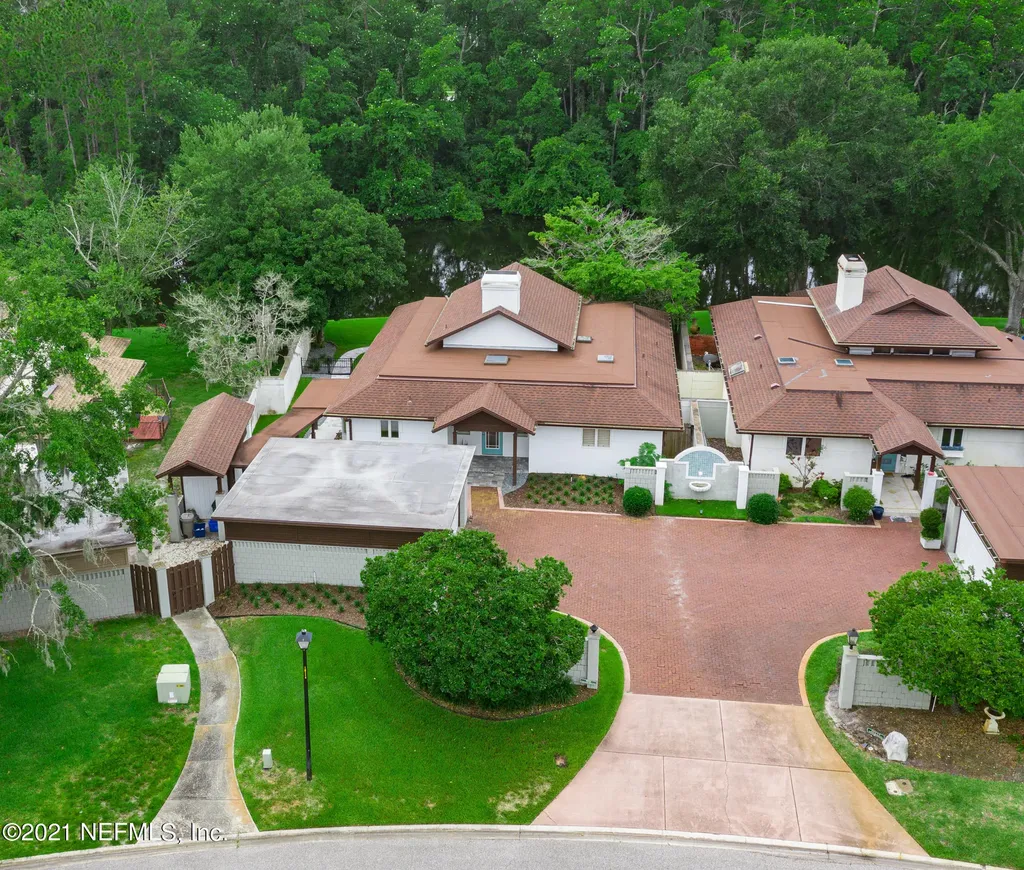 10114 Courtyards Place W Jacksonville FL 32256
