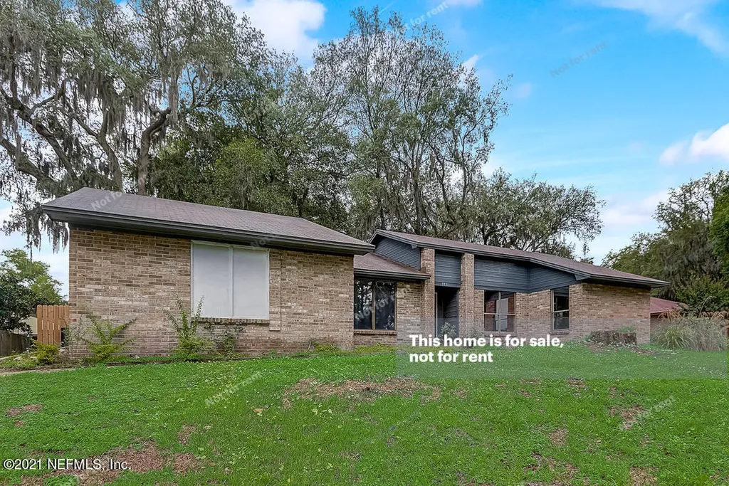 3931 Lochlaurel Drive Jacksonville FL 32277