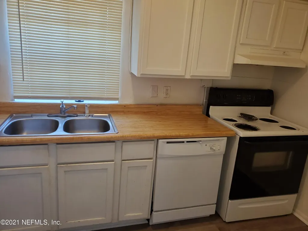 1174 Claudia Spencer Street Jacksonville FL 32206