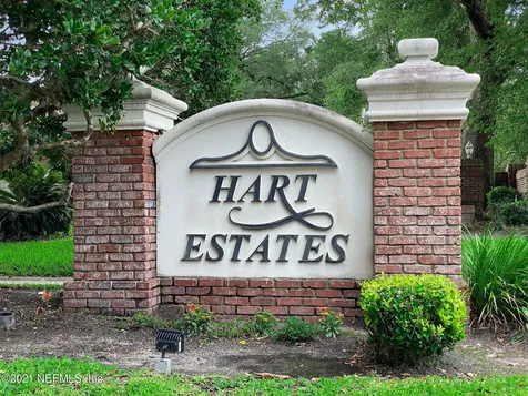851 Poydras Lane N Jacksonville FL 32218