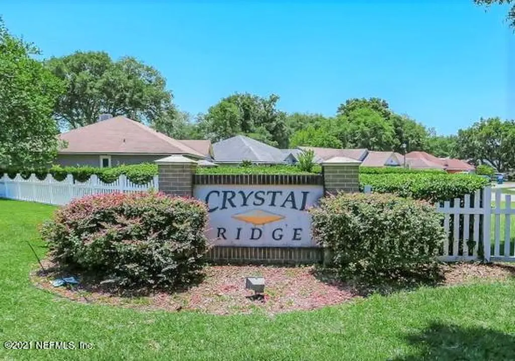 1785 Chandelier Circle E Jacksonville FL 32225