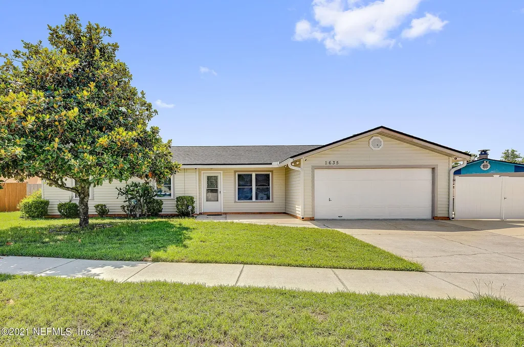 2635 Grampian Drive W Jacksonville FL 32216