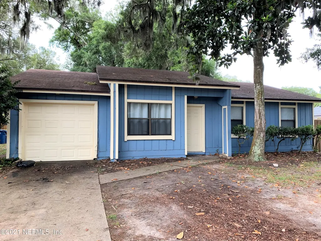 1096 Featherwood Drive S Jacksonville FL 32233