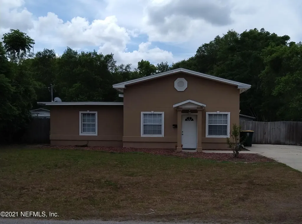 3630 Peach Drive Jacksonville FL 32246