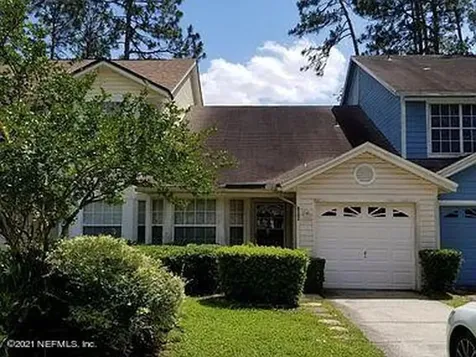 8202 Dunbarton Court Jacksonville FL 32244
