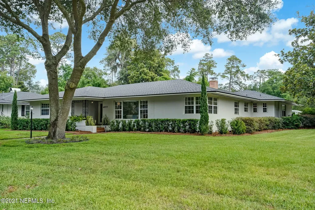 6977 Salamanca Avenue Jacksonville FL 32217
