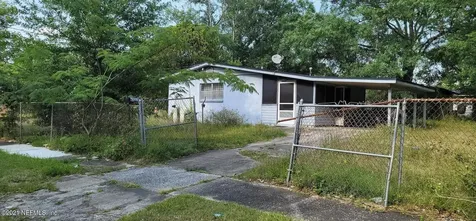 3923 Leonard Circle W Jacksonville FL 32209