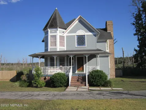 1323 State Road 100 Melrose FL 32666