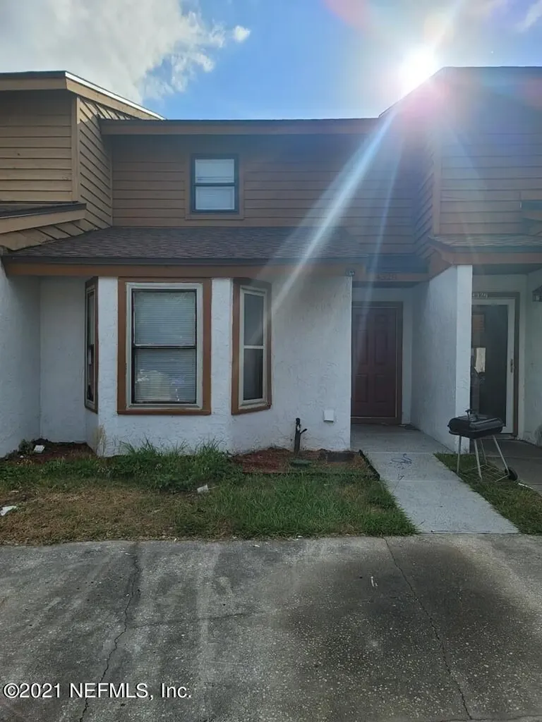 4328 Melissa Court W Jacksonville FL 32210