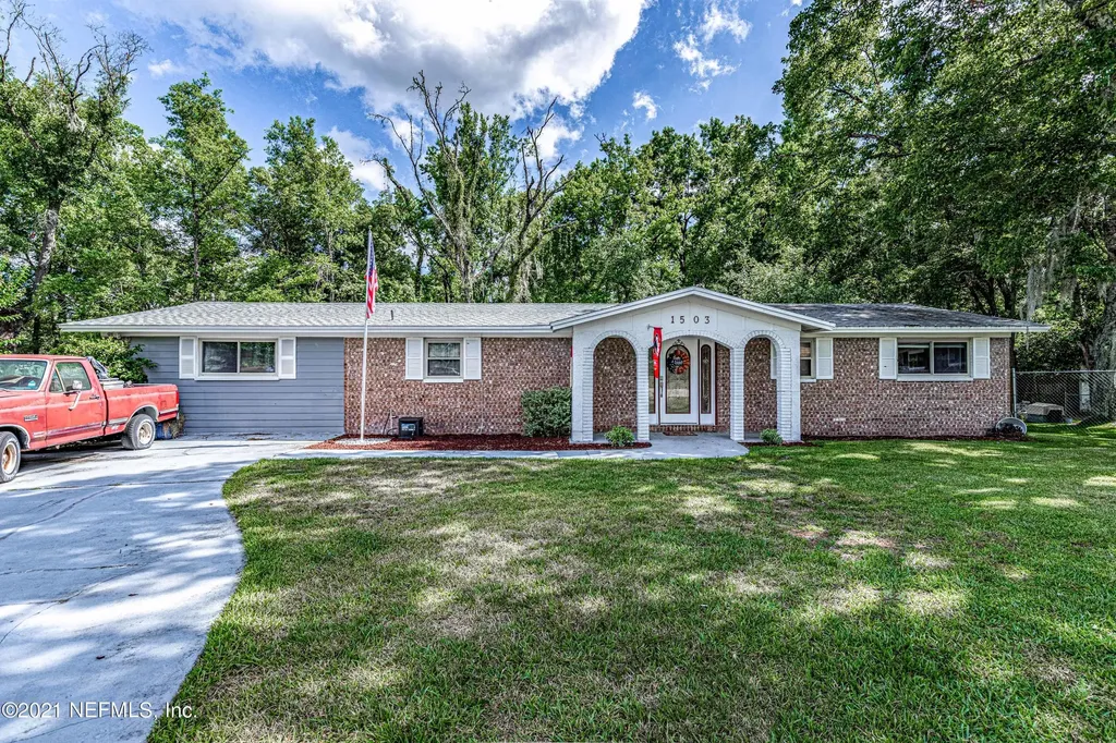 1503 Hammondwood Road N Jacksonville FL 32221