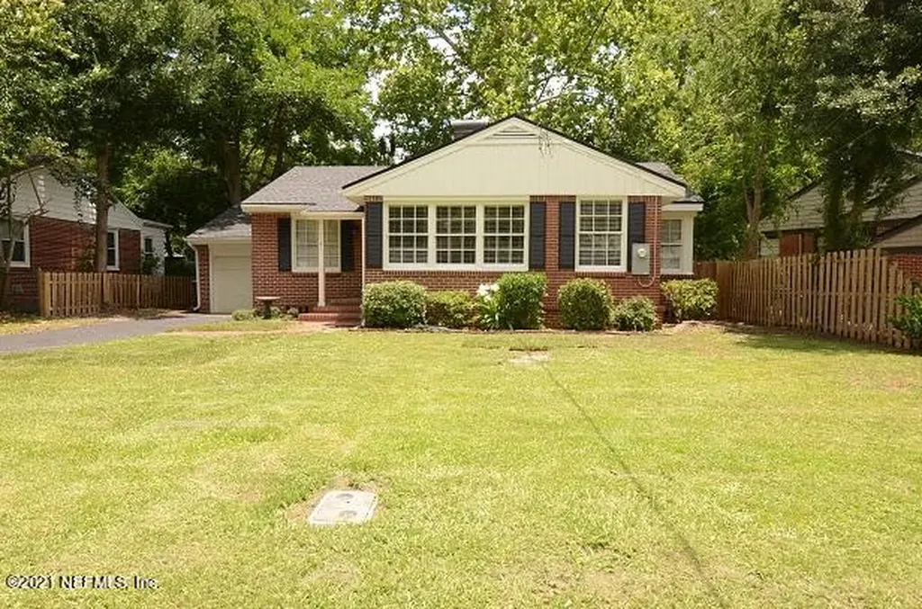 1141 Brierfield Drive Jacksonville FL 32205