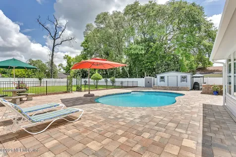 5271 Alloaks Court Jacksonville FL 32258