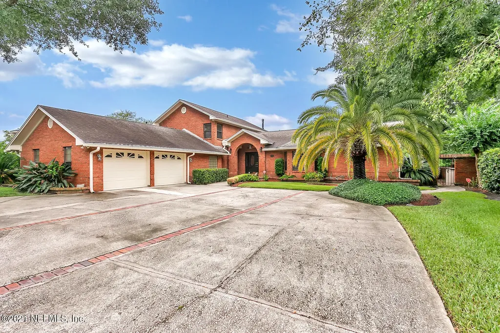 894 Cresswell Lane W Jacksonville FL 32221