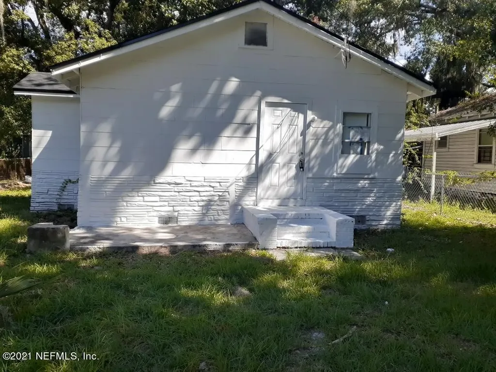 444 W 60th Street Jacksonville FL 32208