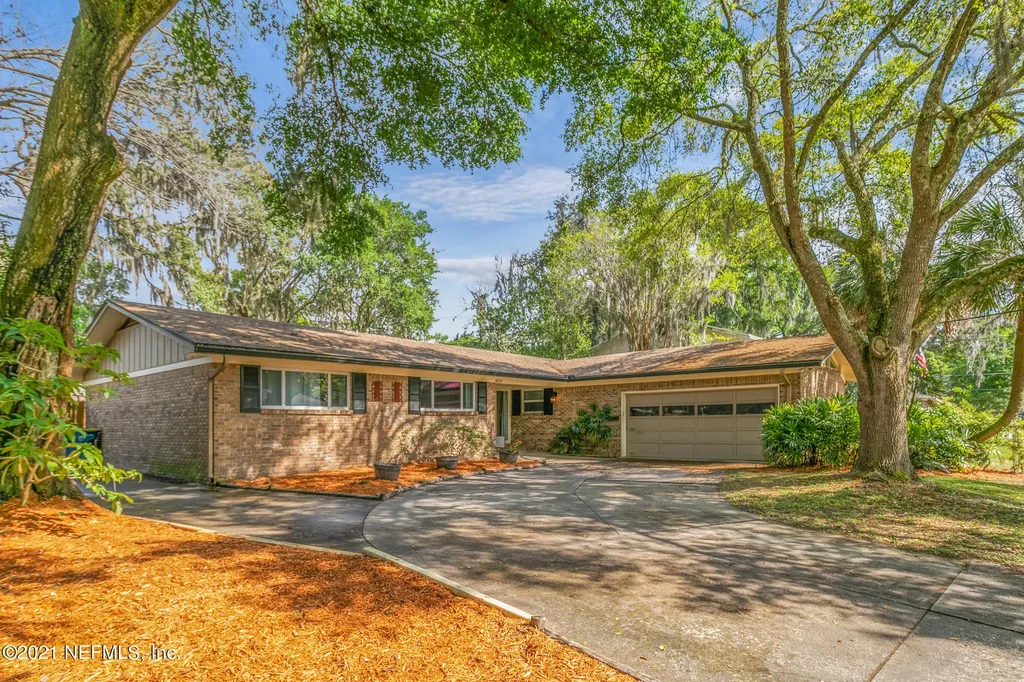 4031 Fincannon Road W Jacksonville FL 32277