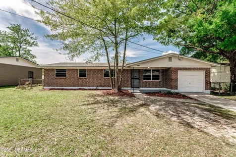 7520 John F Kennedy Drive E Jacksonville FL 32219