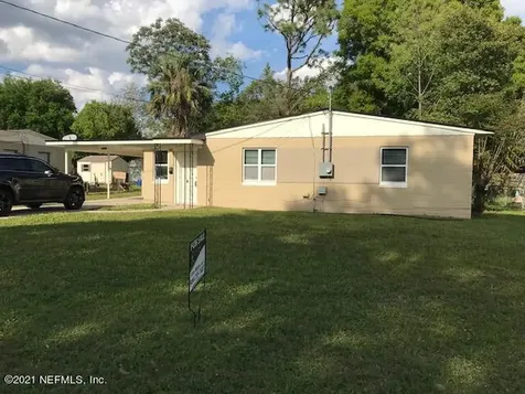 1637 King Arthur Road Jacksonville FL 32211
