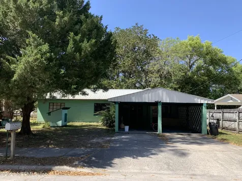 1616 Husson Avenue Palatka FL 32177
