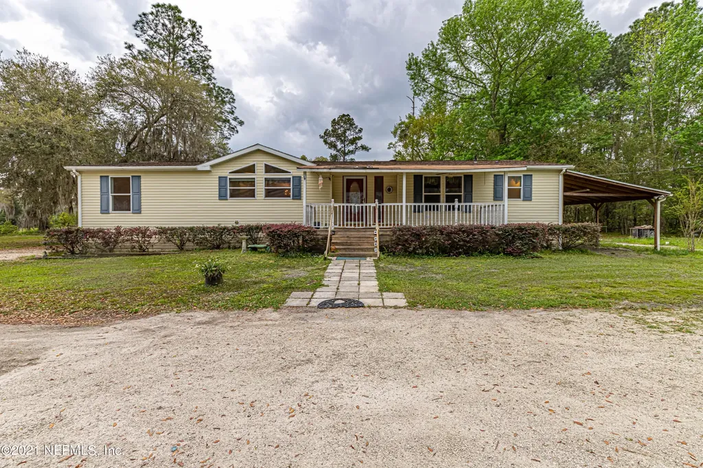 219 Palmetto Bluff Road Palatka FL 32177