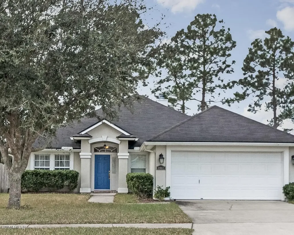 2462 Coachman Lakes Drive Jacksonville FL 32246