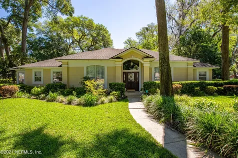 4455 Woodsong Loop E Jacksonville FL 32225