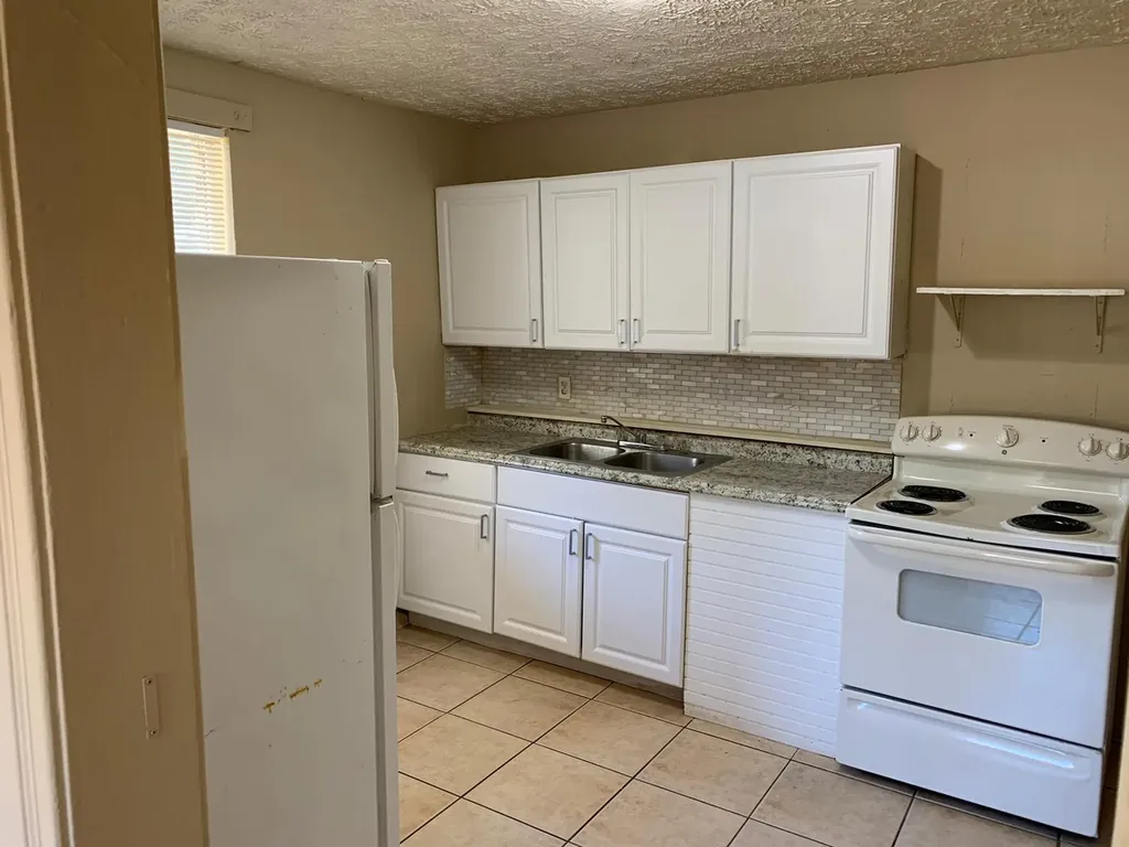 5218 Lexington Avenue Jacksonville FL 32210