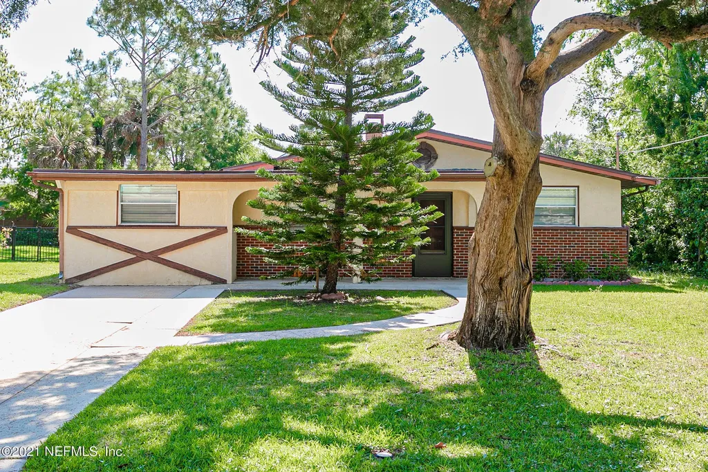 24 Menendez Road St. Augustine FL 32080
