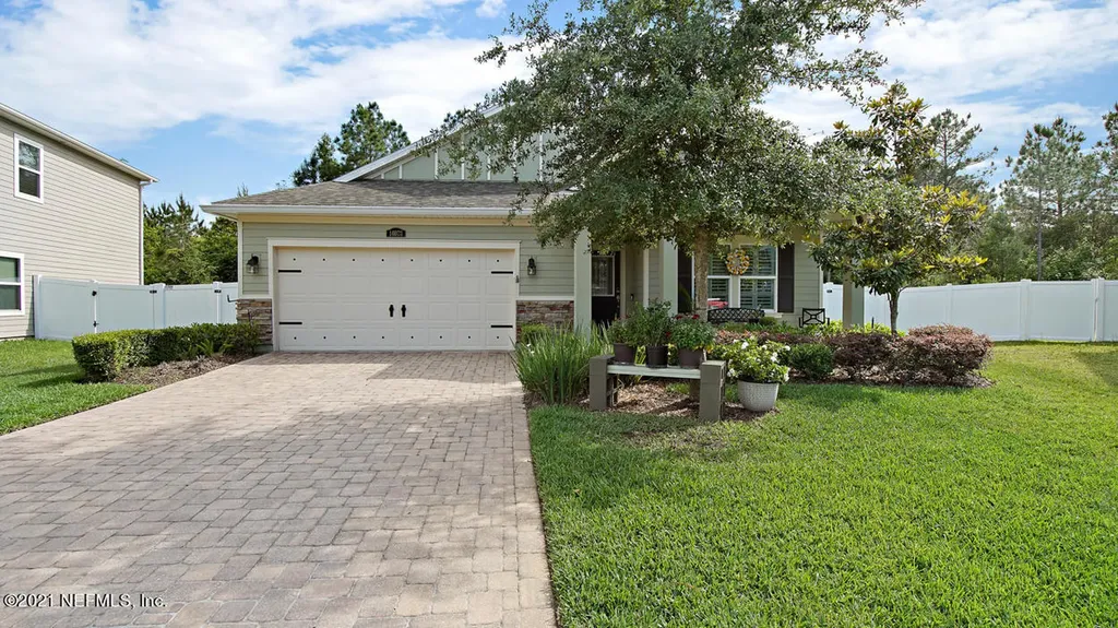 16073 Blossom Lake Drive Jacksonville FL 32218