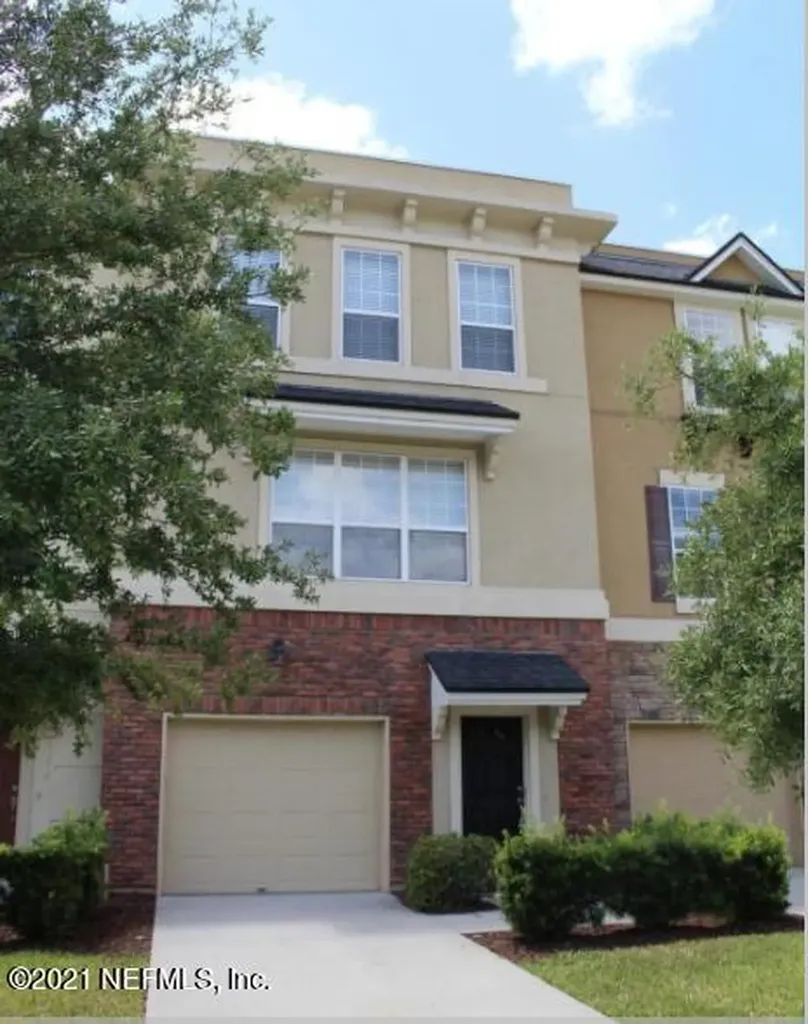 4368 Ellipse Drive Jacksonville FL 32246