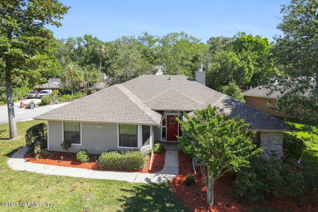 7223 Secret Woods Trail Jacksonville FL 32216