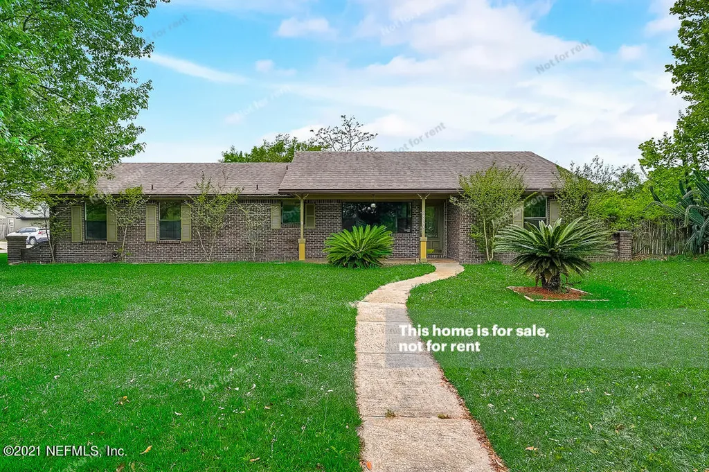 2830 Russell Oaks Drive Green Cove Springs FL 32043