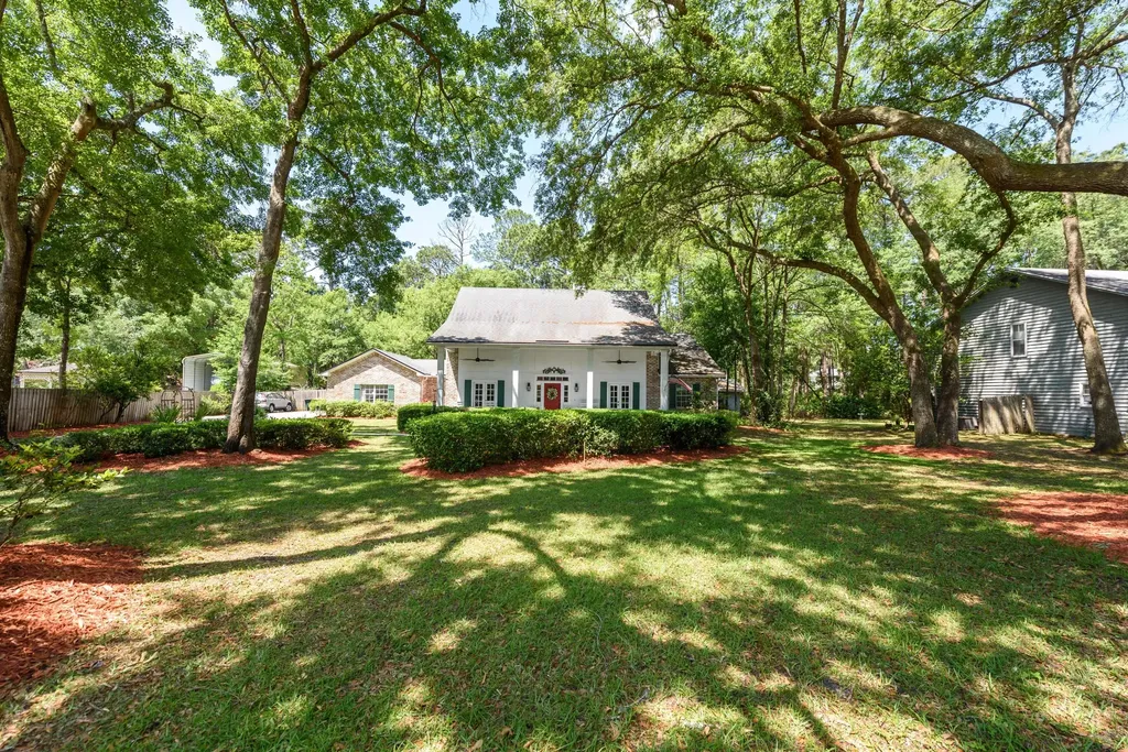 1948 Lorrie Lynn Lane Jacksonville FL 32223