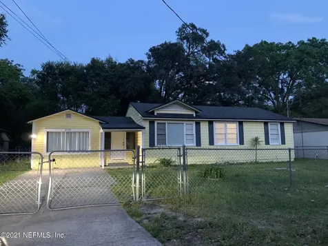 8939 Adams Avenue Jacksonville FL 32208