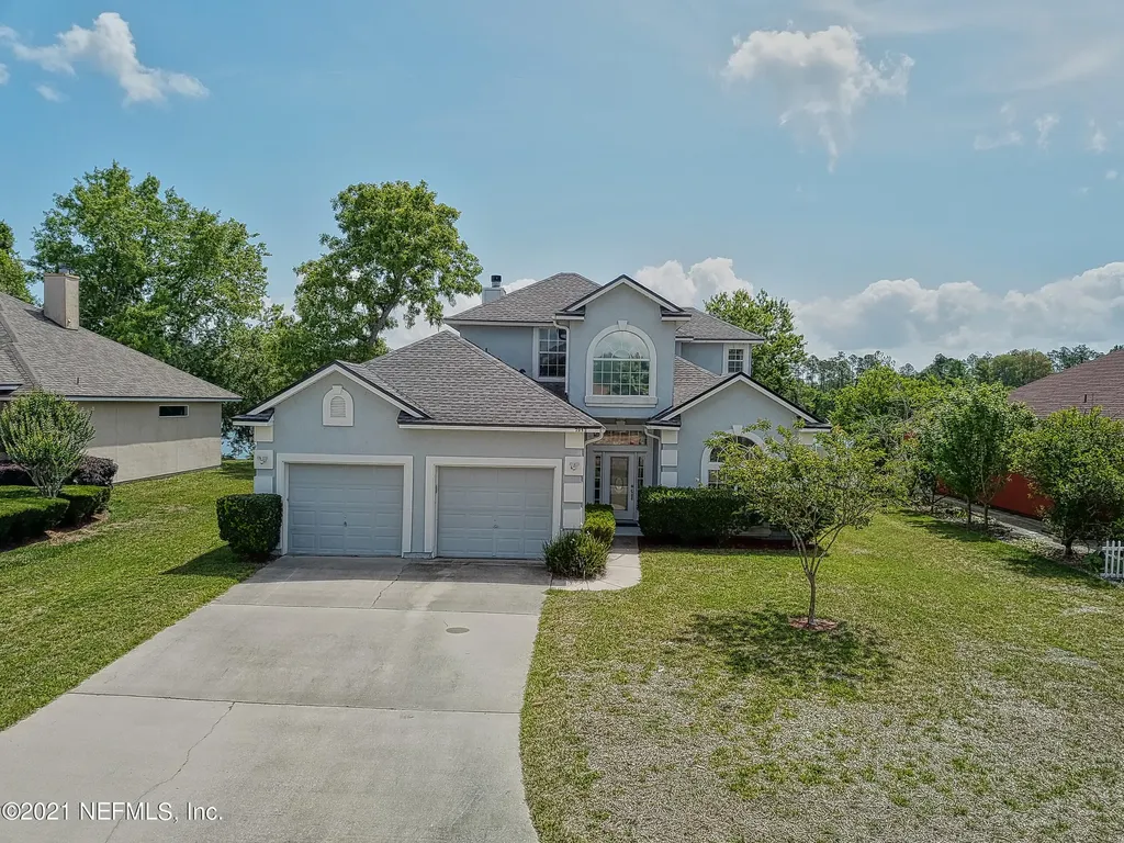 7943 Vivera Court Jacksonville FL 32244