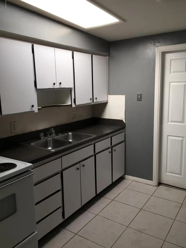 1878 Doyon Court Jacksonville FL 32210