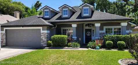 536 Summer Breeze Drive N Jacksonville FL 32218