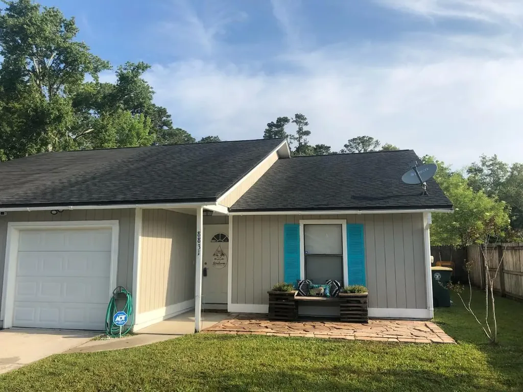8831 Cavender Drive Jacksonville FL 32216