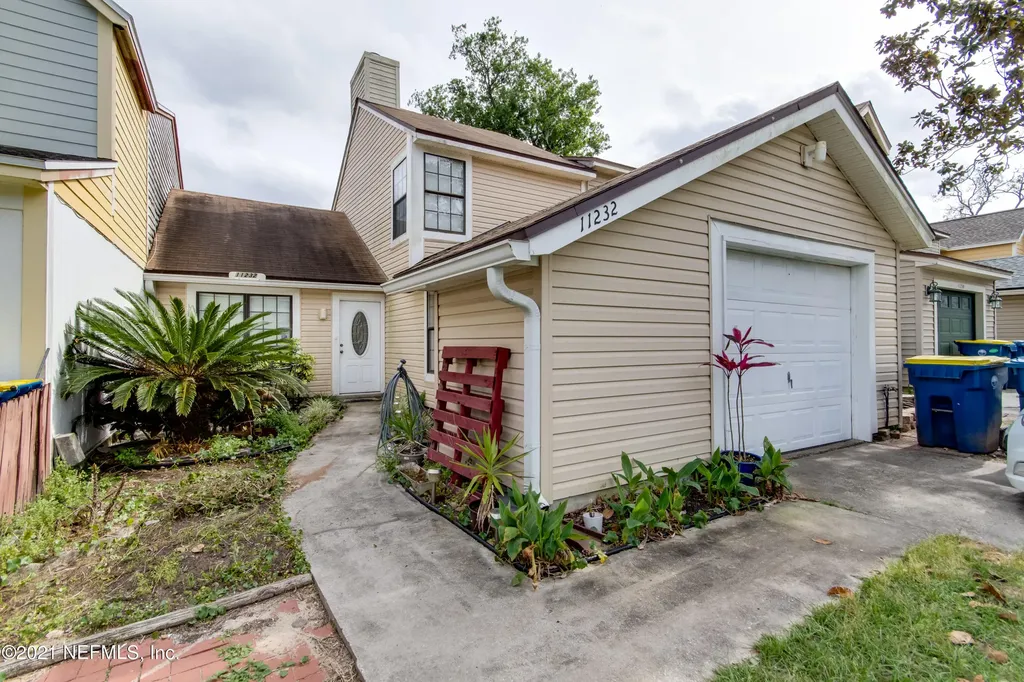 11232 Trotting Horse Lane Jacksonville FL 32225