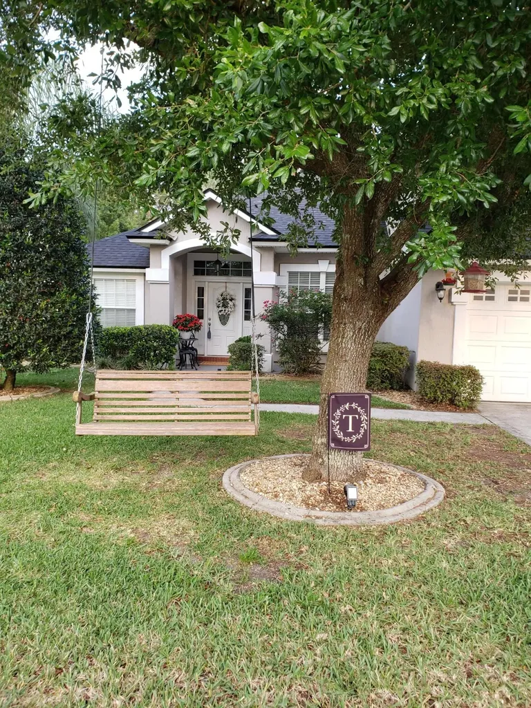 2575 Creekfront Drive Green Cove Springs FL 32043