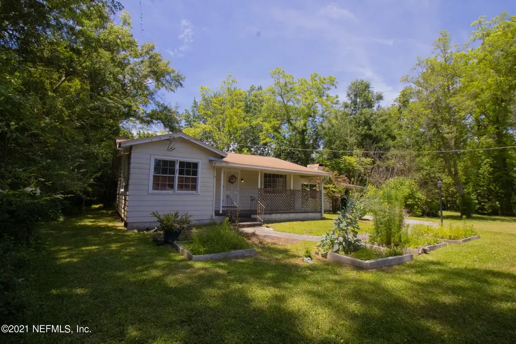 1112 Pangola Drive Jacksonville FL 32205