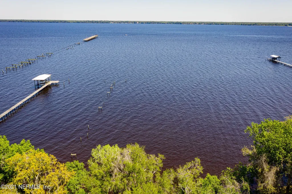 3933 Susan Drive Green Cove Springs FL 32043