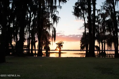3246 SE County Road 21b Melrose FL 32666