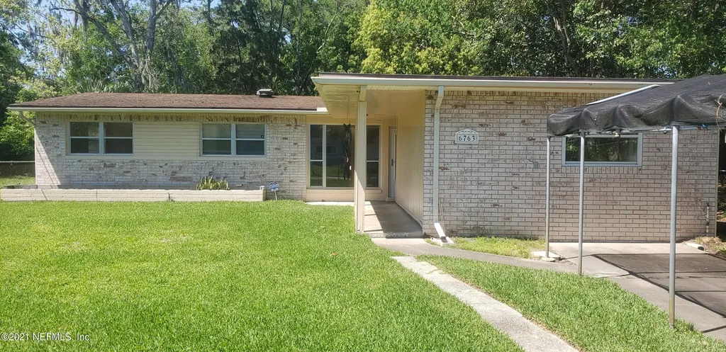 6763 Calvados Avenue Jacksonville FL 32205