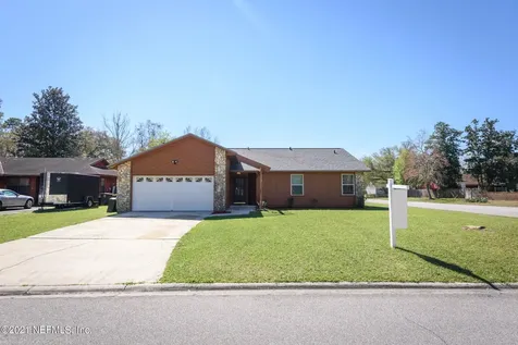 8062 Sable Woods Drive N Jacksonville FL 32244