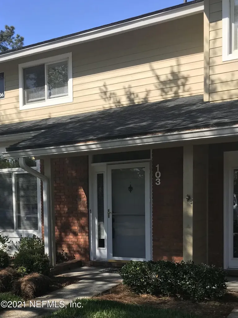5400 Water Oak Lane Jacksonville FL 32210