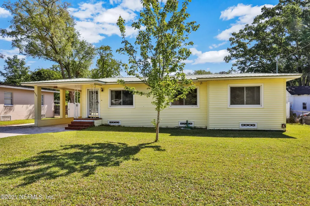 4435 Ish Brant Road W Jacksonville FL 32210